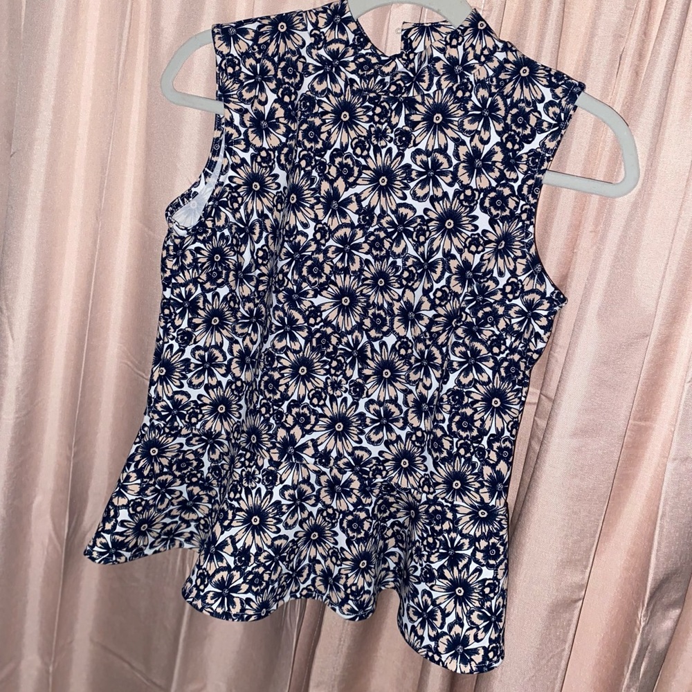 Size XS Floral Banana republic blouse